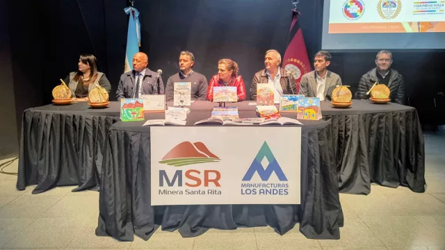 Entre duendes, historias de los abuelos y memoria: las comunidades de la Puna presentaron libros escritos por sus niños