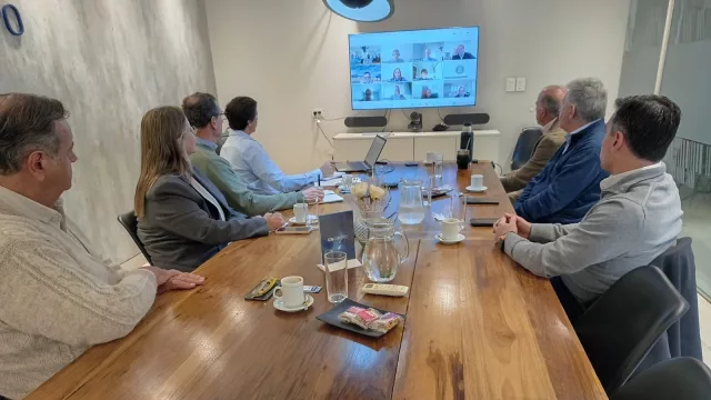 La Mesa Empresaria y Productiva de Salta se reunió con un consorcio interesado en el Belgrano Cargas