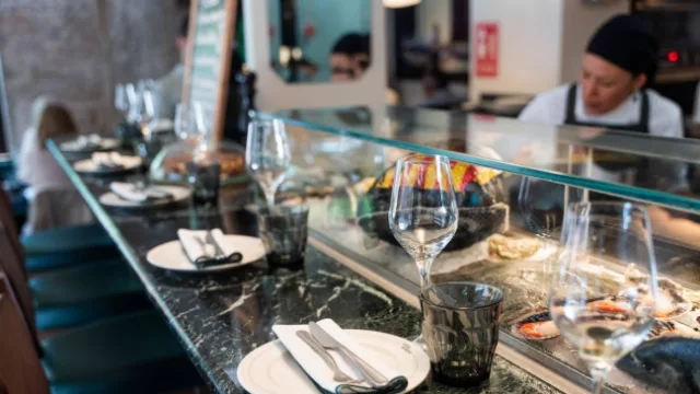 Cataluña lidera el control financiero en hostelería: el 51% de sus restaurantes revisa sus cuentas cada semana