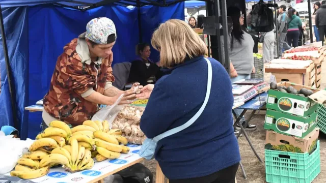 “El Mercado en tu barrio” llega a la zona Este con precios accesibles y servicios