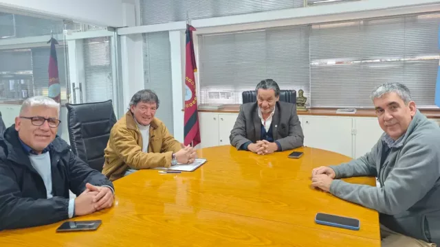 Analizan alternativas para recuperar la actividad hidrocarburífera en el norte