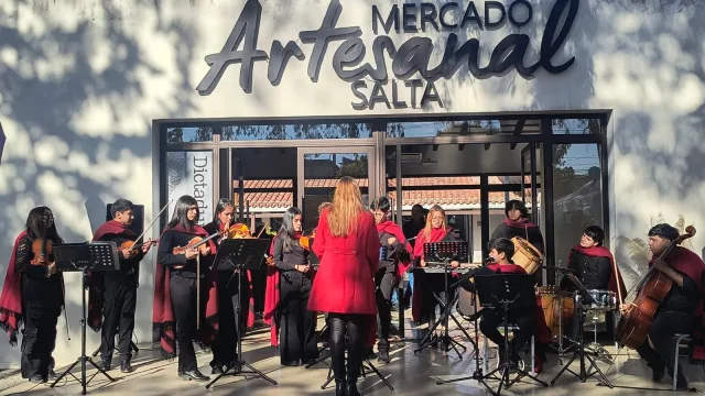 El Mercado Artesanal cumple 58 años, un bastión de resistencia autóctona en tiempos de consumo masivo