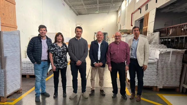 La UIS visitó Artes Gráficas Crivelli y conoció su proceso de transformación tecnológica