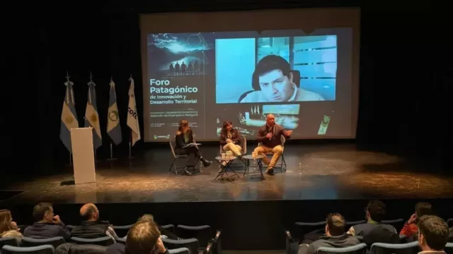 Salta compartió su estrategia de polos tecnológicos para potenciar la innovación y el desarrollo