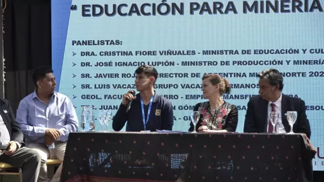 Salta impulsa las prácticas en empresas mineras para la inserción laboral de los estudiantes