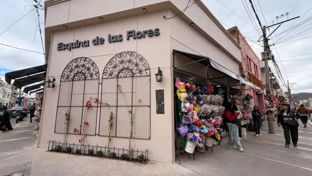 La Esquina de las Flores se renovó por completo y los puesteros ya notan más movimiento